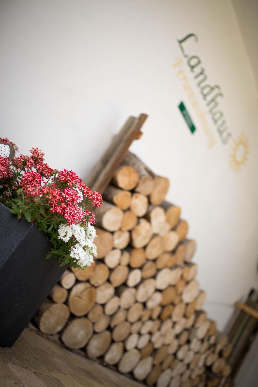 Landhaus Erlzette ทักซ์ ภายนอก รูปภาพ