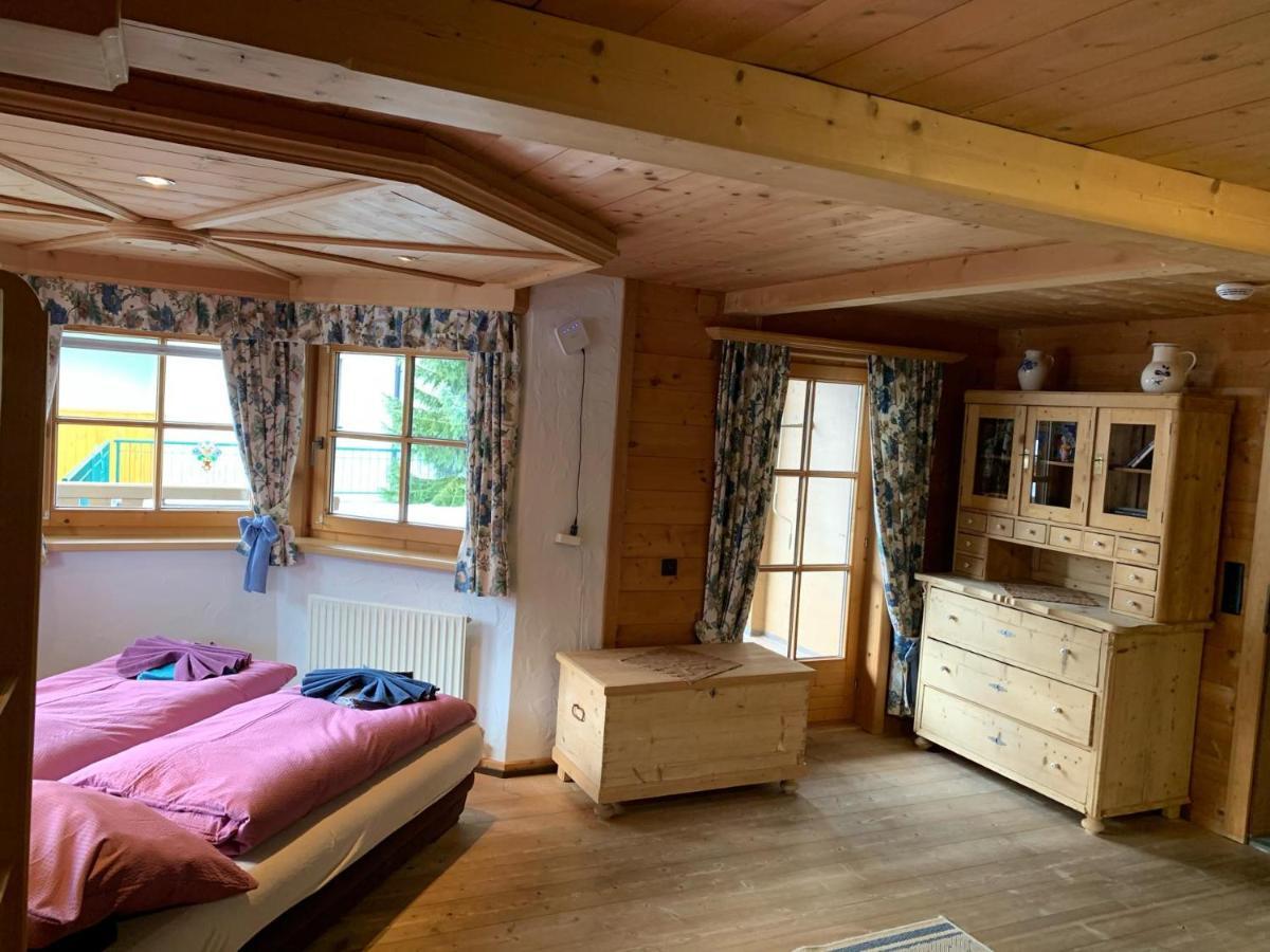 Landhaus Erlzette ทักซ์ ภายนอก รูปภาพ