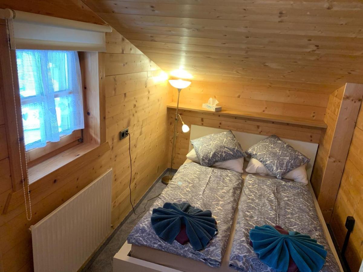 Landhaus Erlzette ทักซ์ ภายนอก รูปภาพ